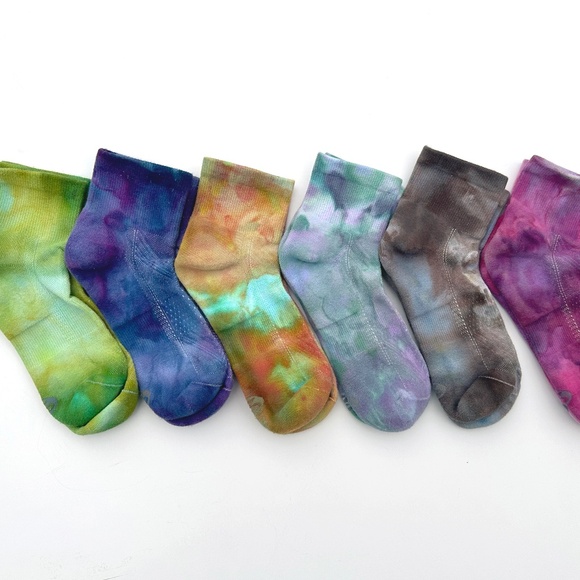 Mens Tie Dye Galaxy Socks Ice Dye Purple Navy Ankle Socks Mid Crew Hand Dyed - Picture 4 of 5